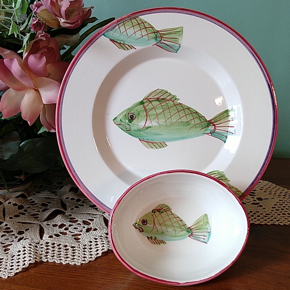 Vietri Trota Verde Plates and Condiment Bowls